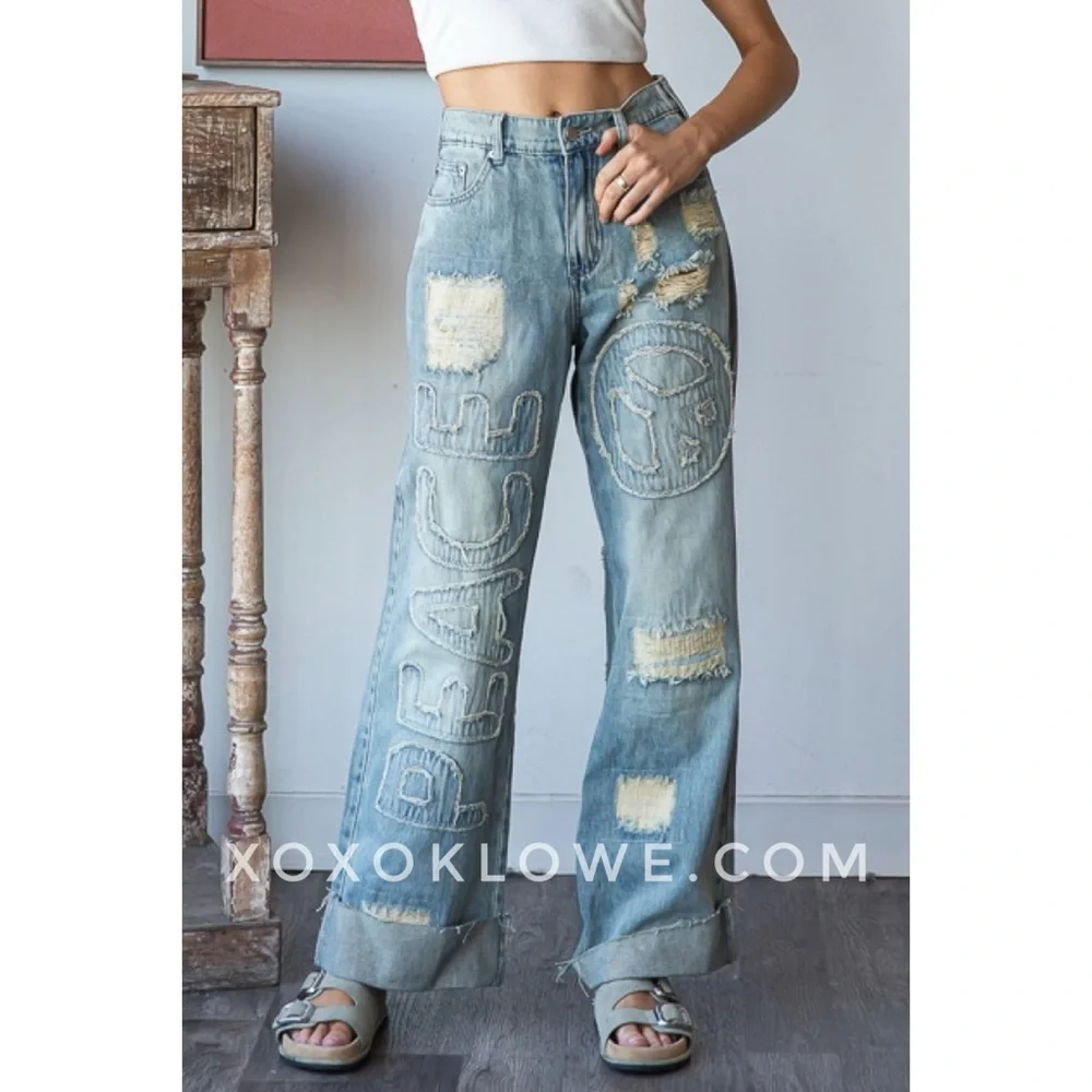 Oli & Hali Peace Patched & Lettered Distressed Y2K Loose Fit Jeans - Picture 10 of 11